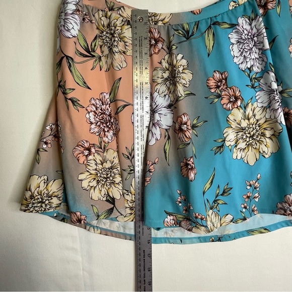 Torrid High Rise Long Skater Swim Skirt SZ 2 (18-20) - Picture 9 of 16